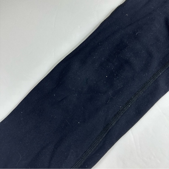 Under Armour black cold gear base layer pants - Picture 2 of 6